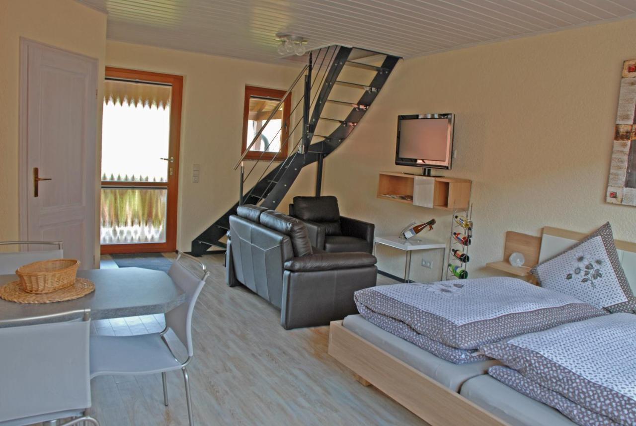 Ferienhaus & Weingut Am Steingebiss Billigheim-Ingenheim Dış mekan fotoğraf